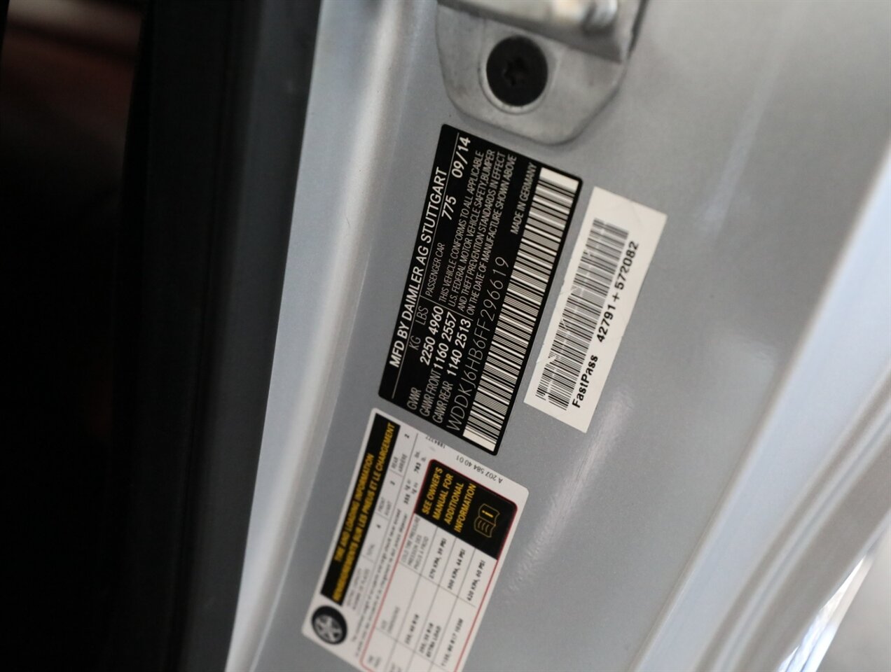 2015 Mercedes-Benz E 400 4MATIC - Photo 37 - Addison, IL 60101