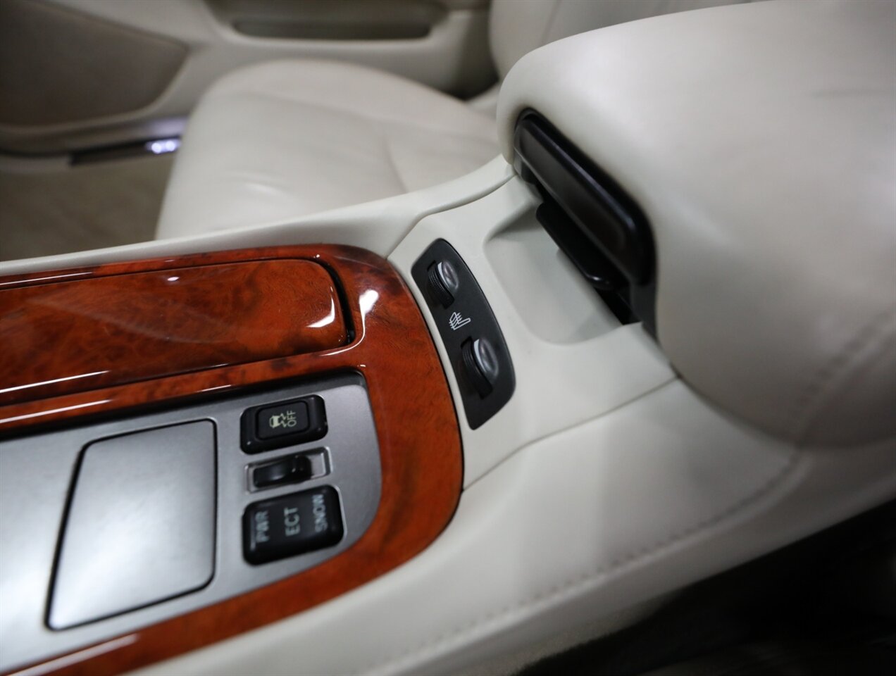 2009 Lexus SC 430 - Photo 30 - Addison, IL 60101