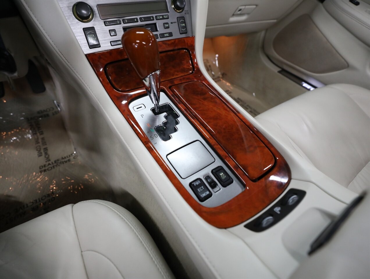 2009 Lexus SC 430 - Photo 29 - Addison, IL 60101