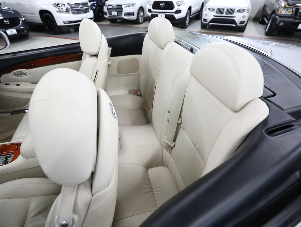 2009 Lexus SC 430 - Photo 24 - Addison, IL 60101