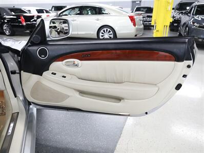 2009 Lexus SC 430   - Photo 19 - Addison, IL 60101