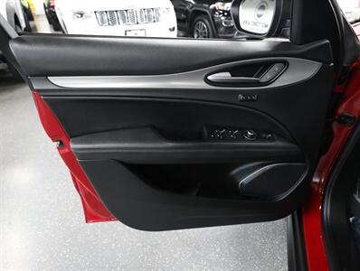 2019 Alfa Romeo Stelvio Sport   - Photo 29 - Addison, IL 60101