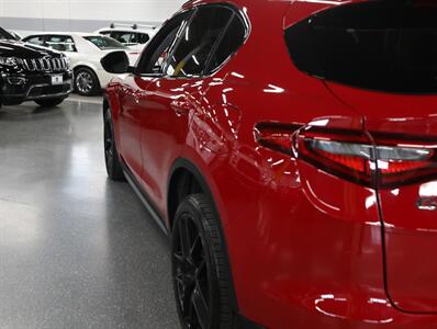 2019 Alfa Romeo Stelvio Sport   - Photo 14 - Addison, IL 60101