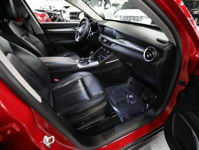 2019 Alfa Romeo Stelvio Sport   - Photo 17 - Addison, IL 60101