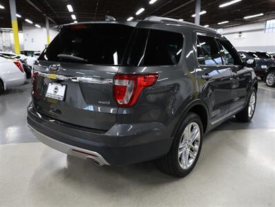 2017 Ford Explorer XLT AWD - Photo 9 - Addison, IL 60101