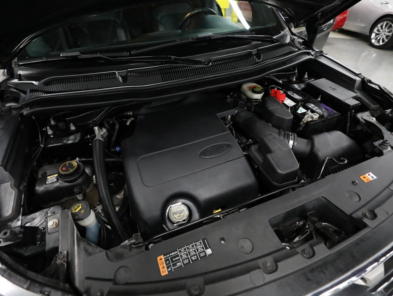 2017 Ford Explorer XLT AWD - Photo 49 - Addison, IL 60101