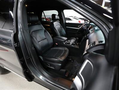 2017 Ford Explorer XLT AWD - Photo 19 - Addison, IL 60101
