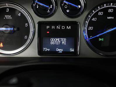 2012 Cadillac Escalade EXT Premium AWD - Photo 43 - Addison, IL 60101