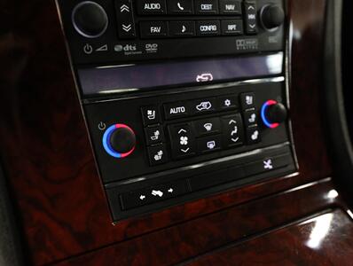 2012 Cadillac Escalade EXT Premium AWD - Photo 36 - Addison, IL 60101