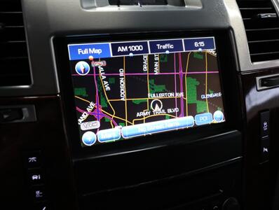 2012 Cadillac Escalade EXT Premium AWD - Photo 37 - Addison, IL 60101