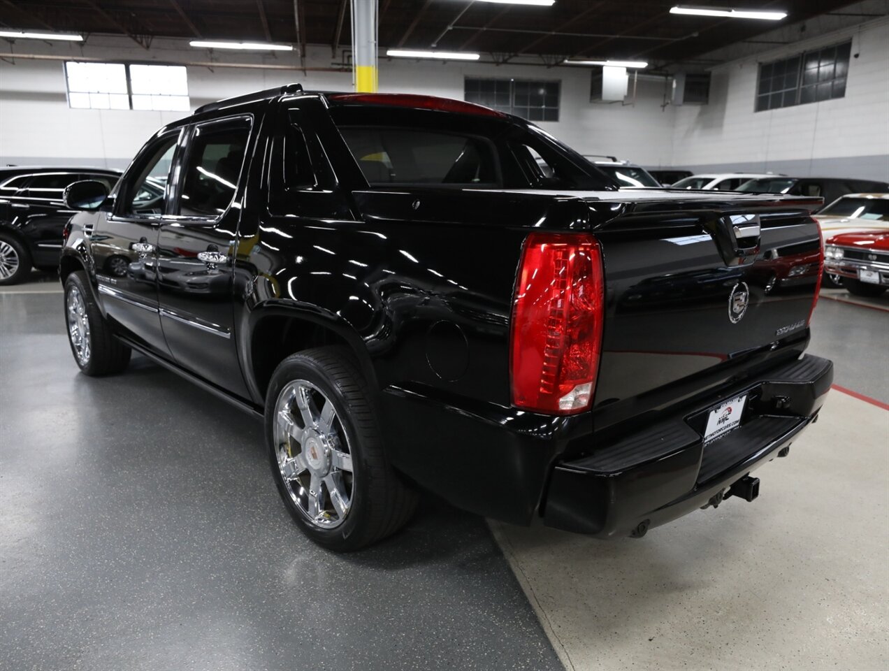 2012 Cadillac Escalade EXT Premium AWD - Photo 14 - Addison, IL 60101