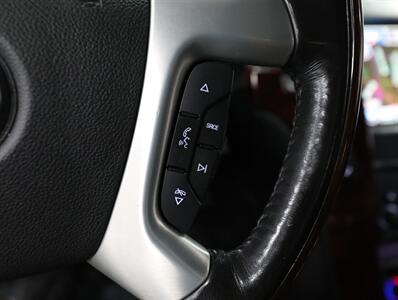 2012 Cadillac Escalade EXT Premium AWD - Photo 39 - Addison, IL 60101