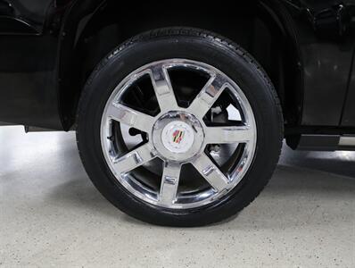 2012 Cadillac Escalade EXT Premium AWD - Photo 48 - Addison, IL 60101