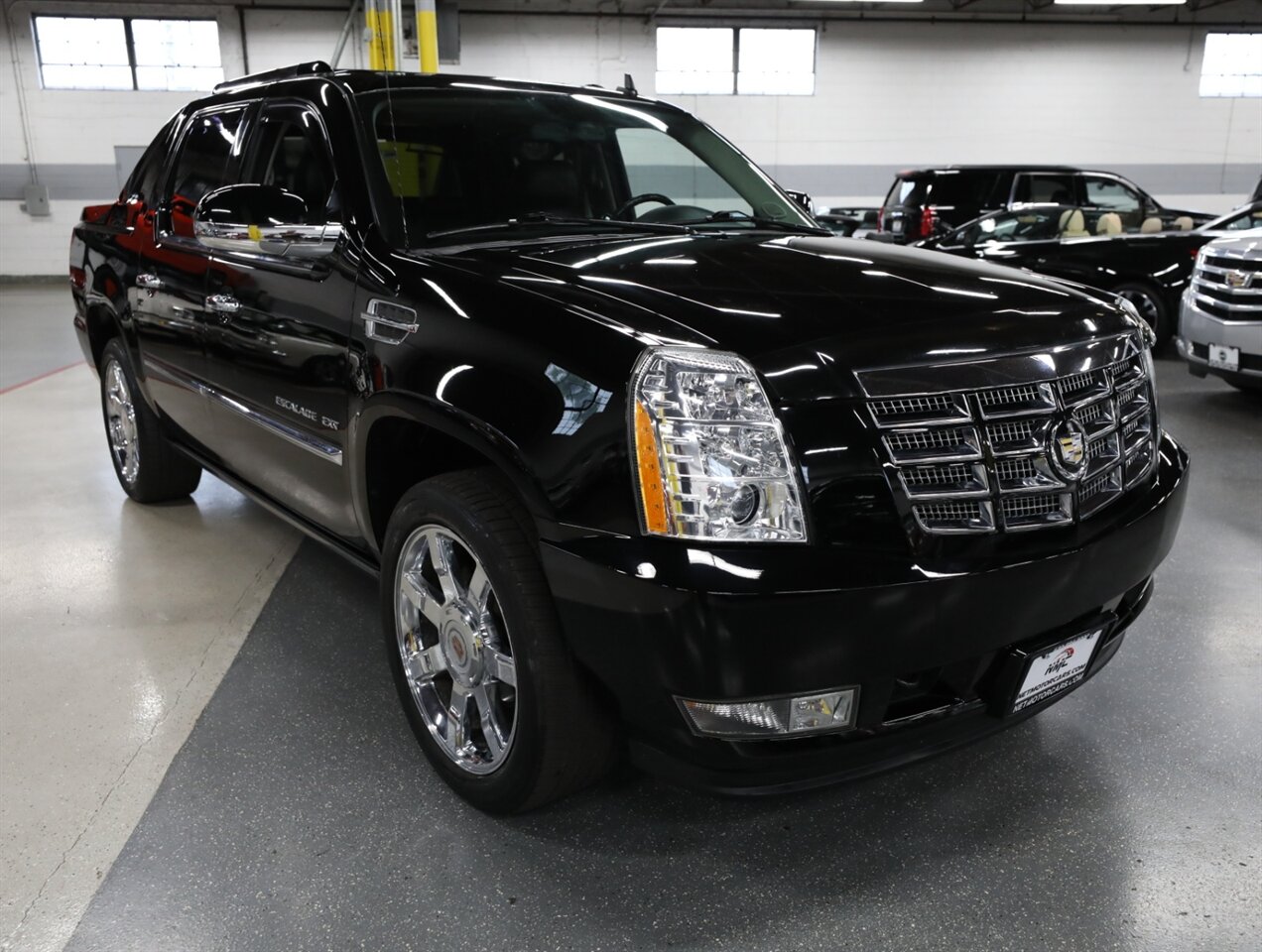 2012 Cadillac Escalade EXT Premium AWD - Photo 53 - Addison, IL 60101