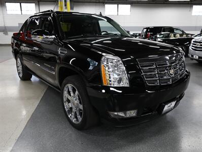 2012 Cadillac Escalade EXT Premium AWD - Photo 53 - Addison, IL 60101