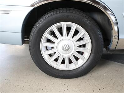 2009 Mercury Grand Marquis LS - Photo 41 - Addison, IL 60101
