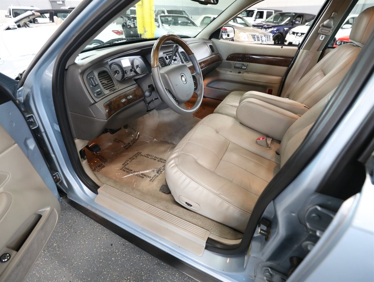 2009 Mercury Grand Marquis LS - Photo 31 - Addison, IL 60101