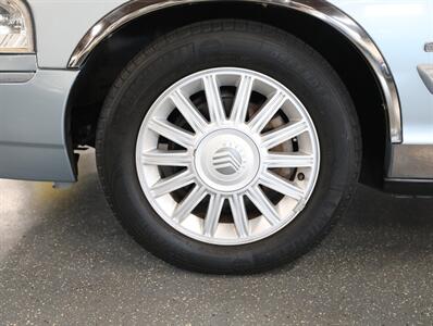 2009 Mercury Grand Marquis LS - Photo 39 - Addison, IL 60101