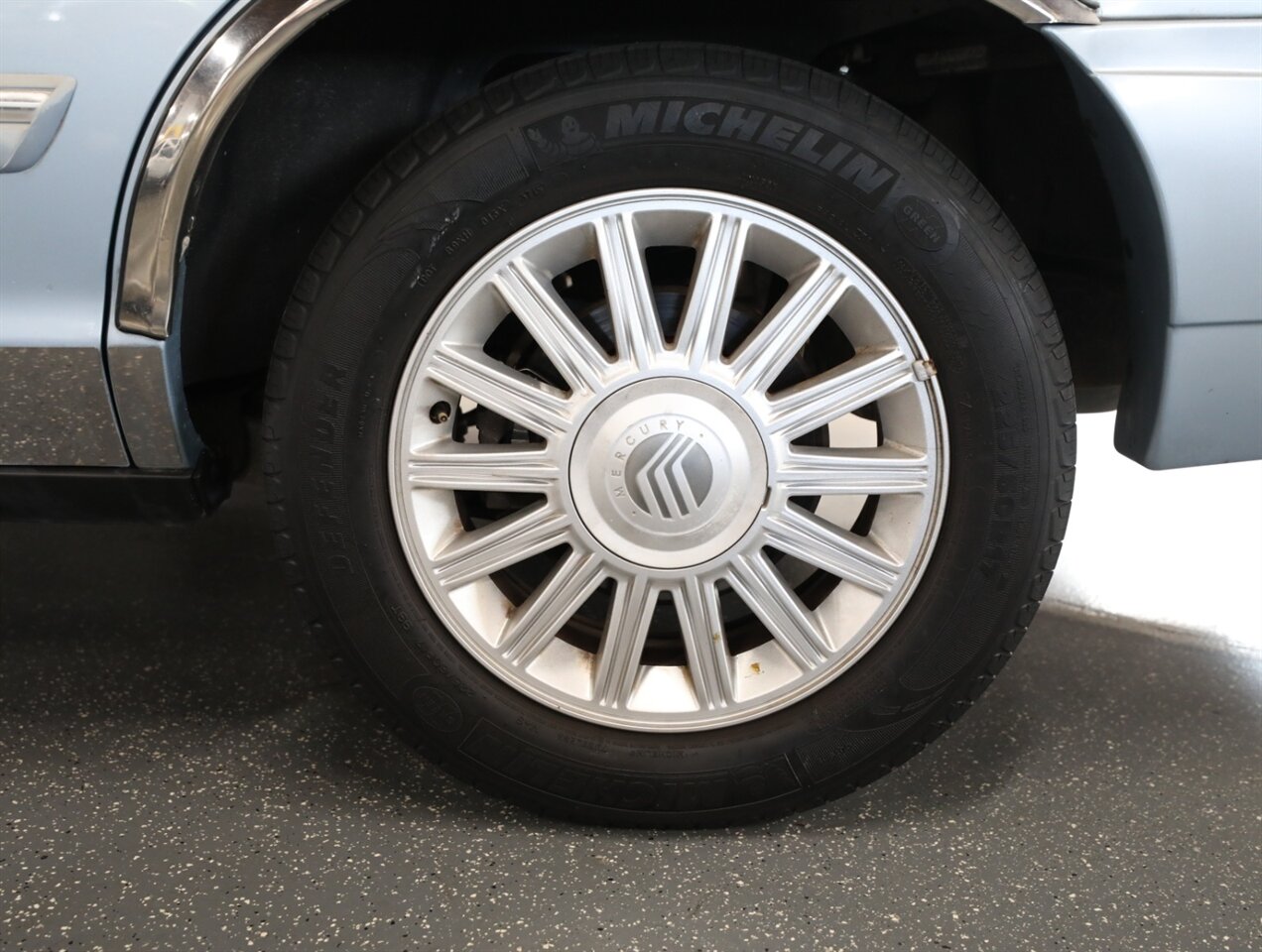 2009 Mercury Grand Marquis LS - Photo 38 - Addison, IL 60101