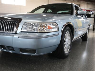 2009 Mercury Grand Marquis LS - Photo 5 - Addison, IL 60101