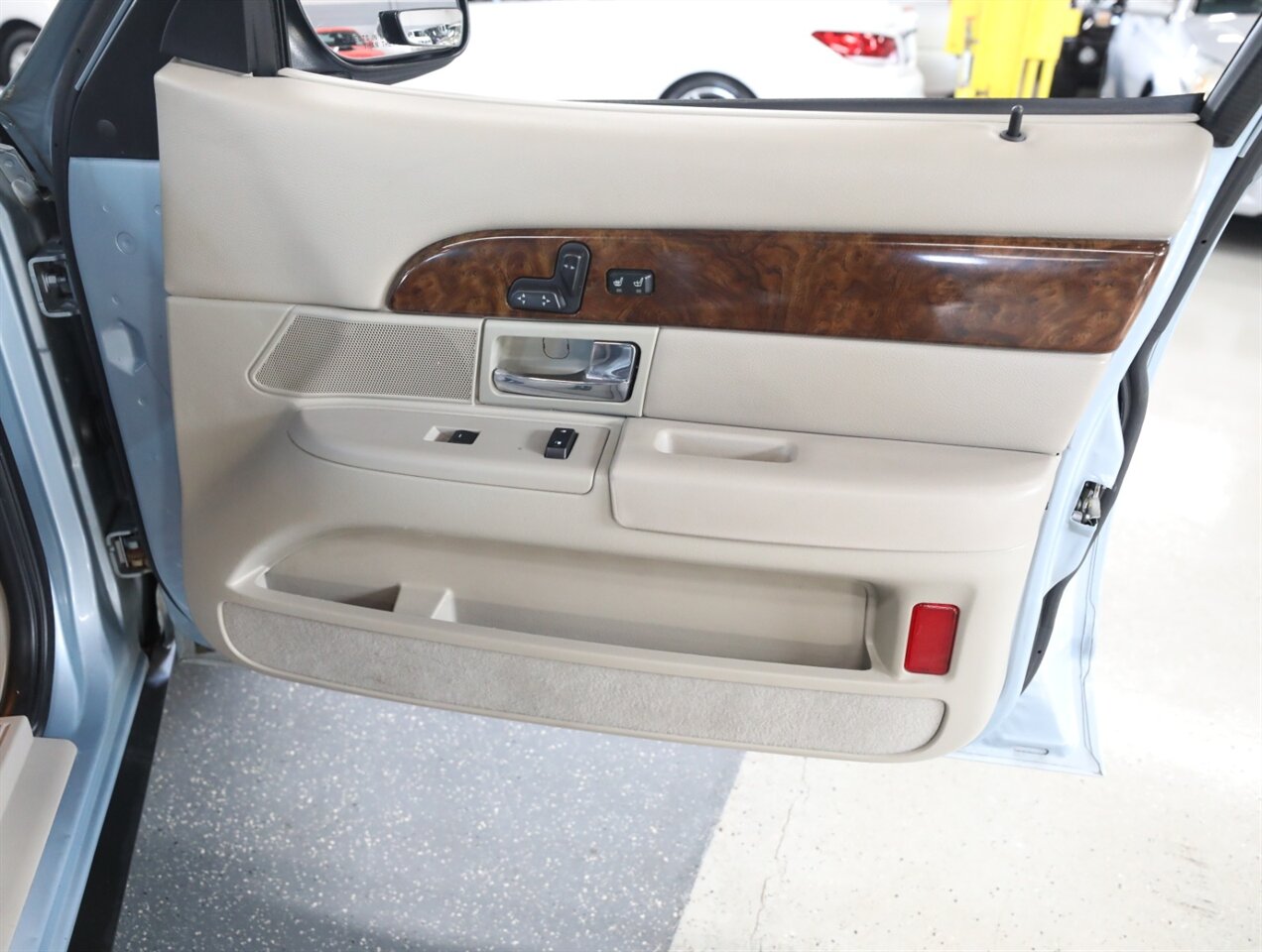2009 Mercury Grand Marquis LS - Photo 18 - Addison, IL 60101