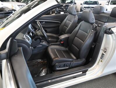 2012 Volkswagen Eos Komfort SULEV   - Photo 25 - Addison, IL 60101