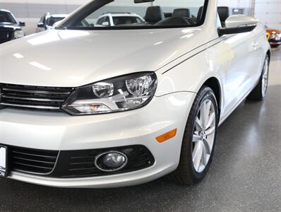 2012 Volkswagen Eos Komfort SULEV   - Photo 5 - Addison, IL 60101