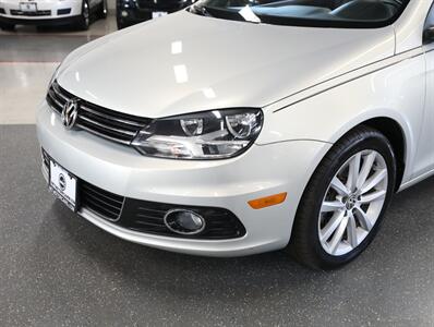 2012 Volkswagen Eos Komfort SULEV   - Photo 3 - Addison, IL 60101