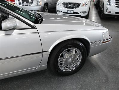 2002 Cadillac Eldorado ESC Convertible   - Photo 8 - Addison, IL 60101