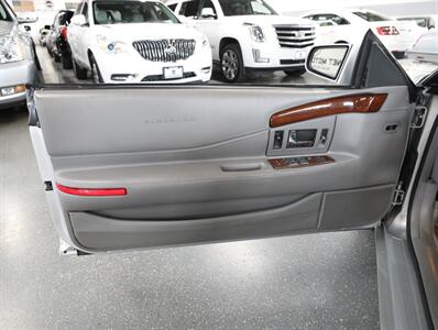 2002 Cadillac Eldorado ESC Convertible   - Photo 28 - Addison, IL 60101