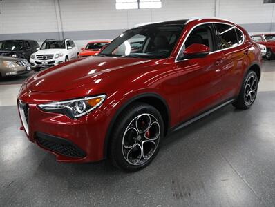 2019 Alfa Romeo Stelvio Ti AWD   - Photo 4 - Addison, IL 60101