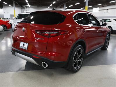 2019 Alfa Romeo Stelvio Ti AWD   - Photo 9 - Addison, IL 60101