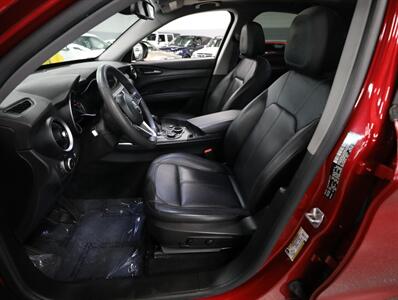 2019 Alfa Romeo Stelvio Ti AWD   - Photo 31 - Addison, IL 60101