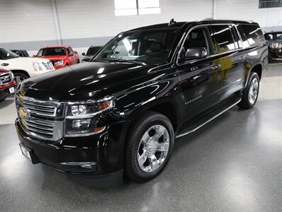 2017 Chevrolet Suburban Premier 4X4   - Photo 4 - Addison, IL 60101