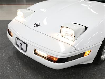 1992 Chevrolet Corvette   - Photo 3 - Addison, IL 60101