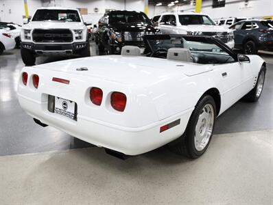 1992 Chevrolet Corvette   - Photo 12 - Addison, IL 60101