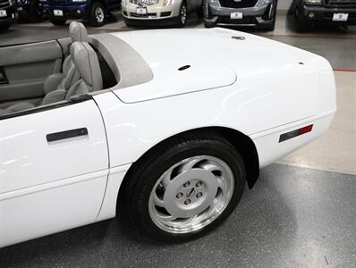 1992 Chevrolet Corvette   - Photo 19 - Addison, IL 60101