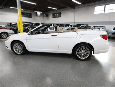 2012 Chrysler 200 Limited - Photo 15 - Addison, IL 60101