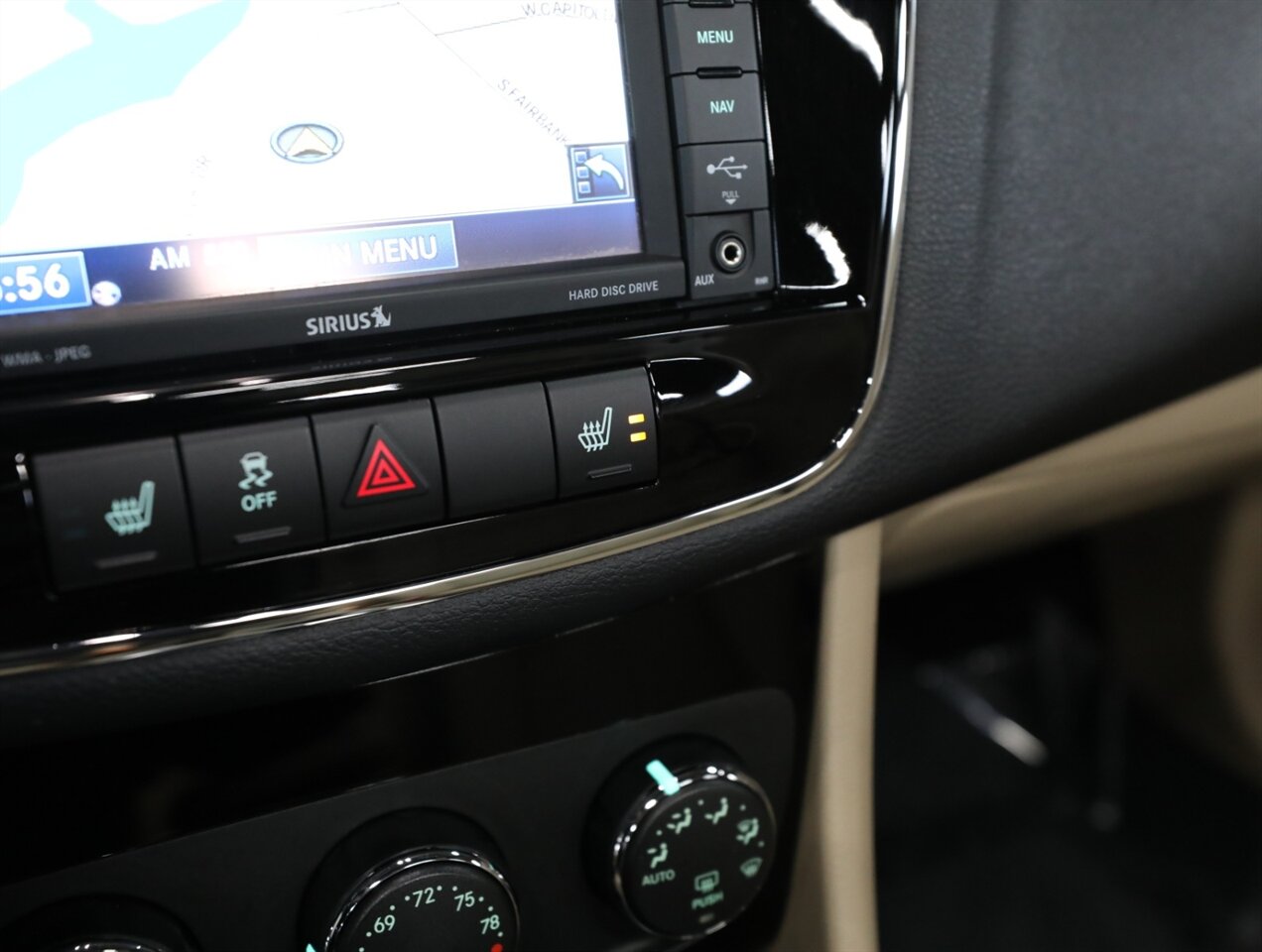 2012 Chrysler 200 Limited - Photo 28 - Addison, IL 60101