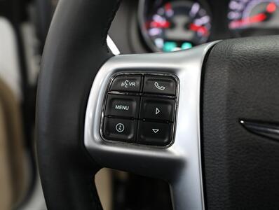 2012 Chrysler 200 Limited - Photo 30 - Addison, IL 60101