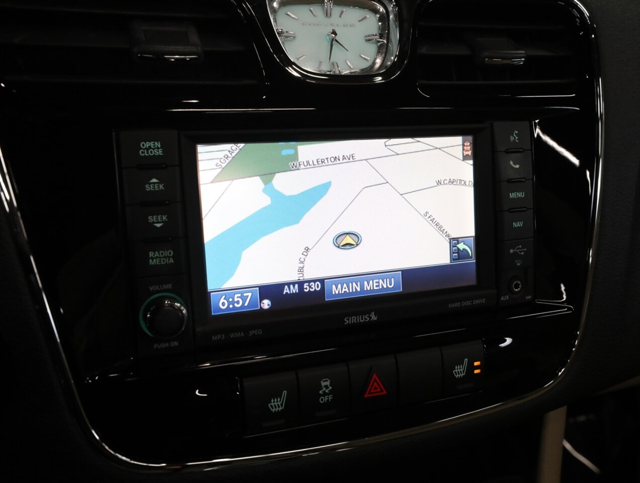 2012 Chrysler 200 Limited - Photo 29 - Addison, IL 60101