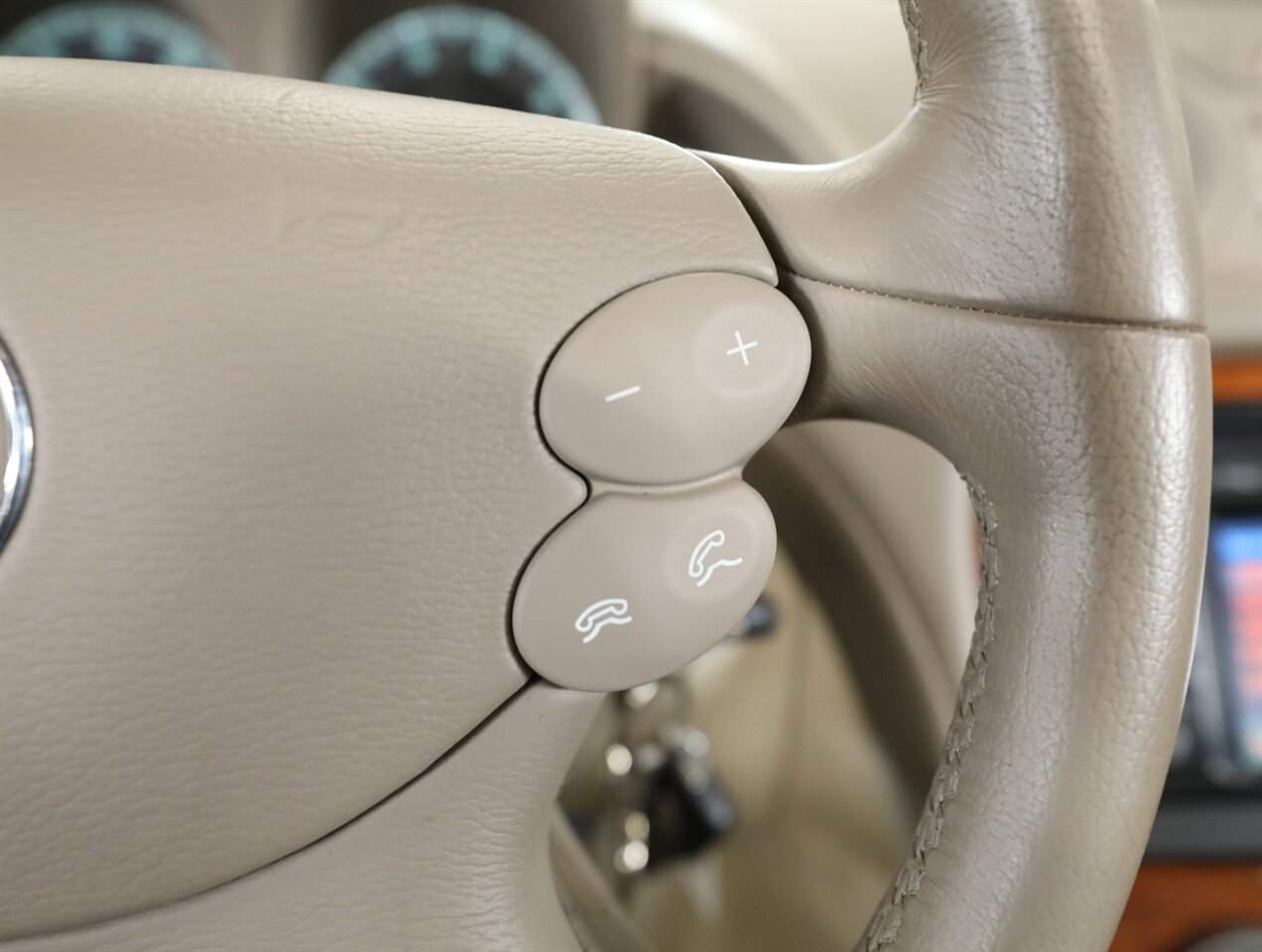 2003 Mercedes-Benz SL 500 - Photo 35 - Addison, IL 60101