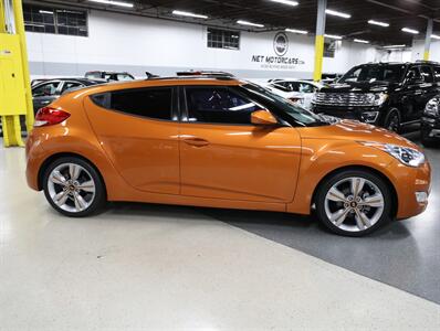 2016 Hyundai VELOSTER   - Photo 8 - Addison, IL 60101