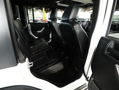 2017 Jeep Wrangler Unlimited Rubicon Hard Rock   - Photo 25 - Addison, IL 60101