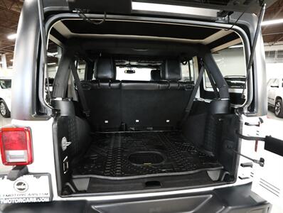 2017 Jeep Wrangler Unlimited Rubicon Hard Rock   - Photo 27 - Addison, IL 60101
