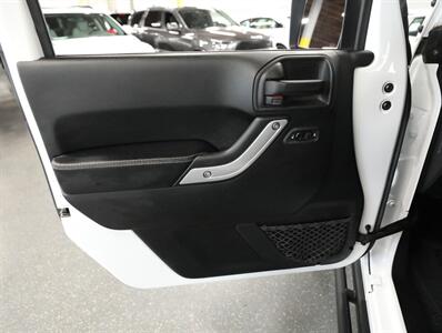 2017 Jeep Wrangler Unlimited Rubicon Hard Rock   - Photo 33 - Addison, IL 60101