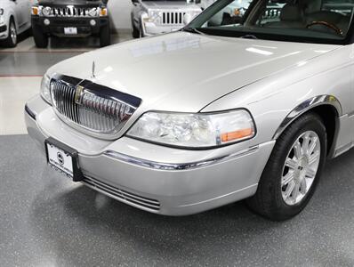 2008 Lincoln Town Car Signature Limited   - Photo 3 - Addison, IL 60101