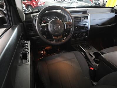 2011 Jeep Liberty Sport Jet 4X4 - Photo 27 - Addison, IL 60101