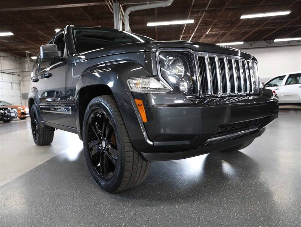 2011 Jeep Liberty Sport Jet 4X4 - Photo 48 - Addison, IL 60101