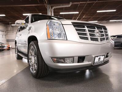 2010 Cadillac Escalade Luxury AWD   - Photo 50 - Addison, IL 60101